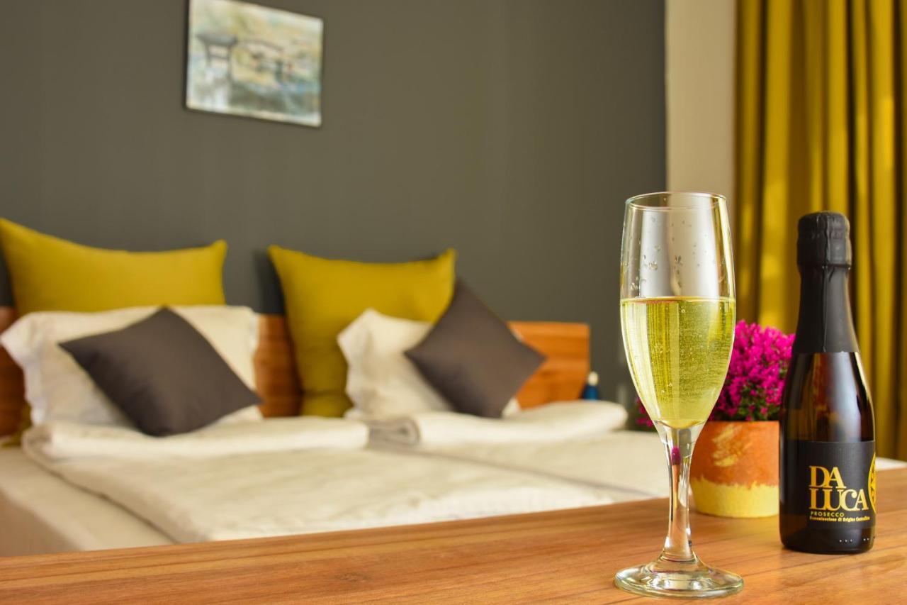 Hotel Eco Complex Izvori à Varna Extérieur photo